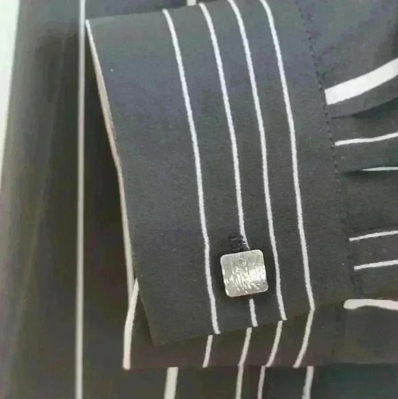 Le Chateau  Women's Medium Striped Elegant Blouse - Picture 5 of 8